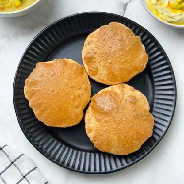 Gramy Foods Half Cooked Packet Poori / പാക്കറ്റ് പൂരി - 20 Pcs