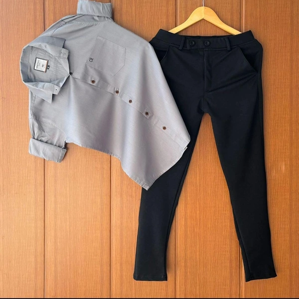 Calvin Klein Cotton Shirt + Lycra Pant Combo - Gray, L40/32