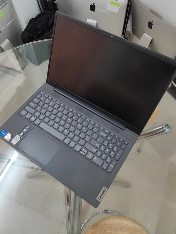 Lenovo IdeaPad *Slim 5* - 15.6"
