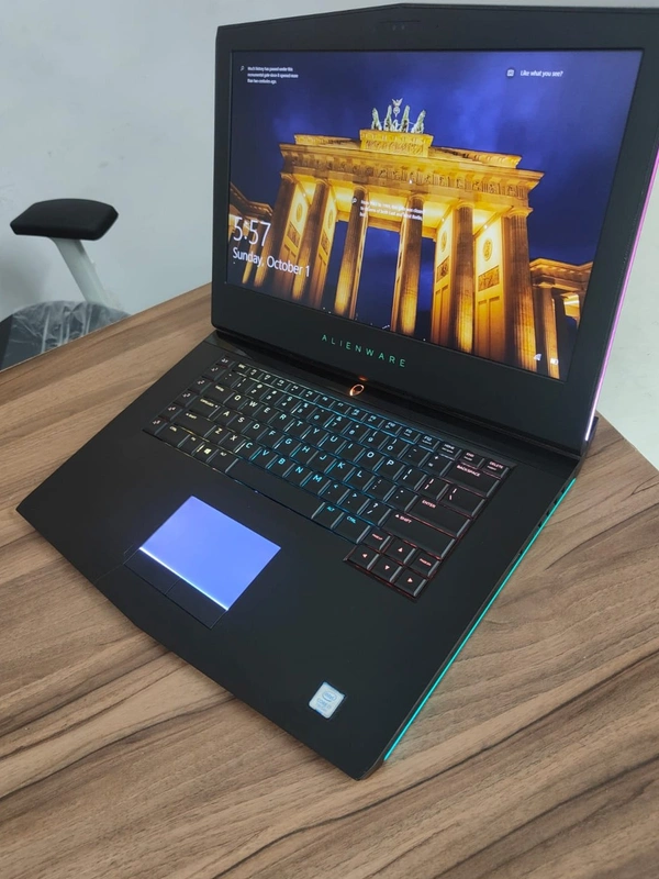 DELL ALIENWARE 👽 15 R3 - 15.6"
