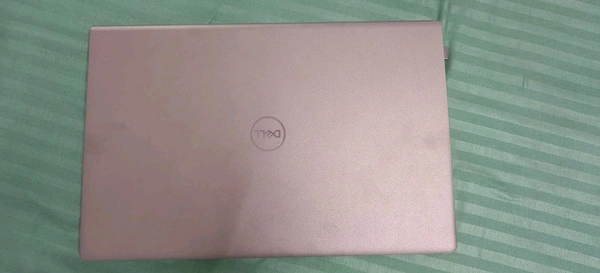 Dell Inspiron 3520, Intel Core i5-1235U