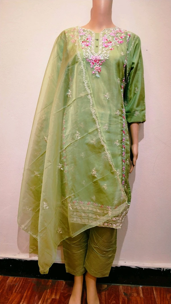 Pakistani suit RM1  - xxl