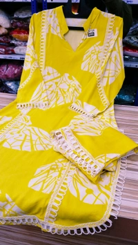 1110432038 - Yellow, M