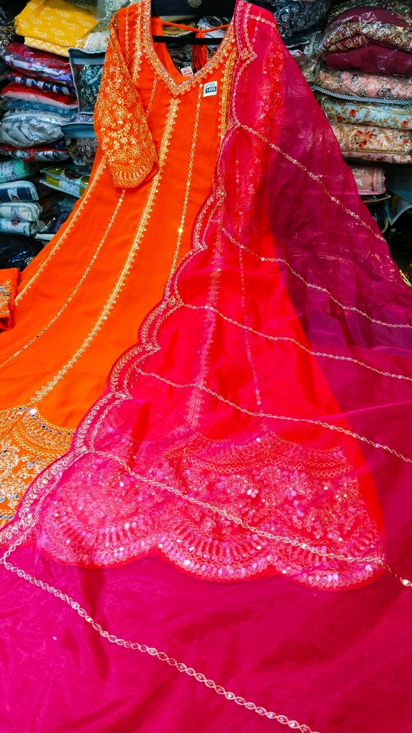 nfs4376 - Web Orange, M