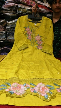 nfs4912 - mustard, L