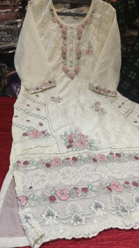 nfs3647 white Xl - White, Xl