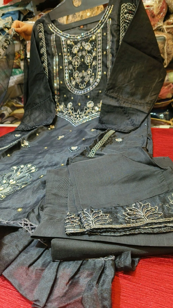 Pakistani readymade offer 1 - Black, Xl