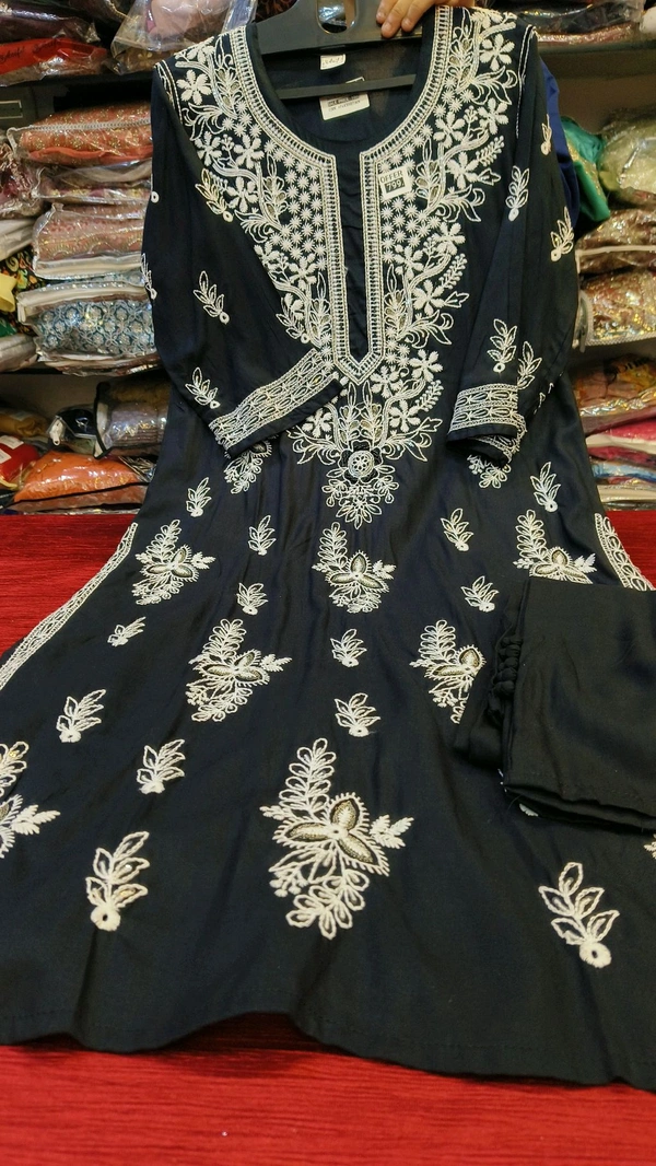 nfs4366 black - M