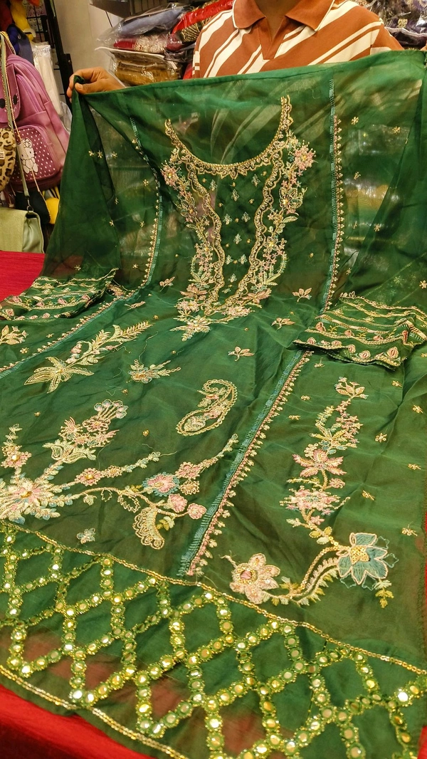 Pakistani Suits 