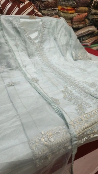 Pakistani Unstitched Suit