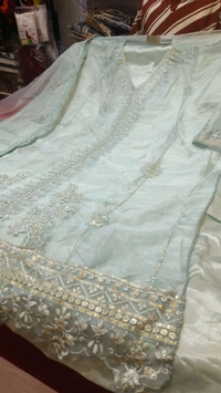 Pakistani Unstitched Suit