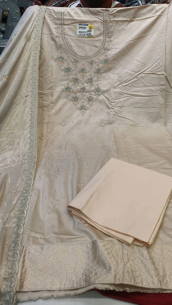 Pakistani Unstitched Suit