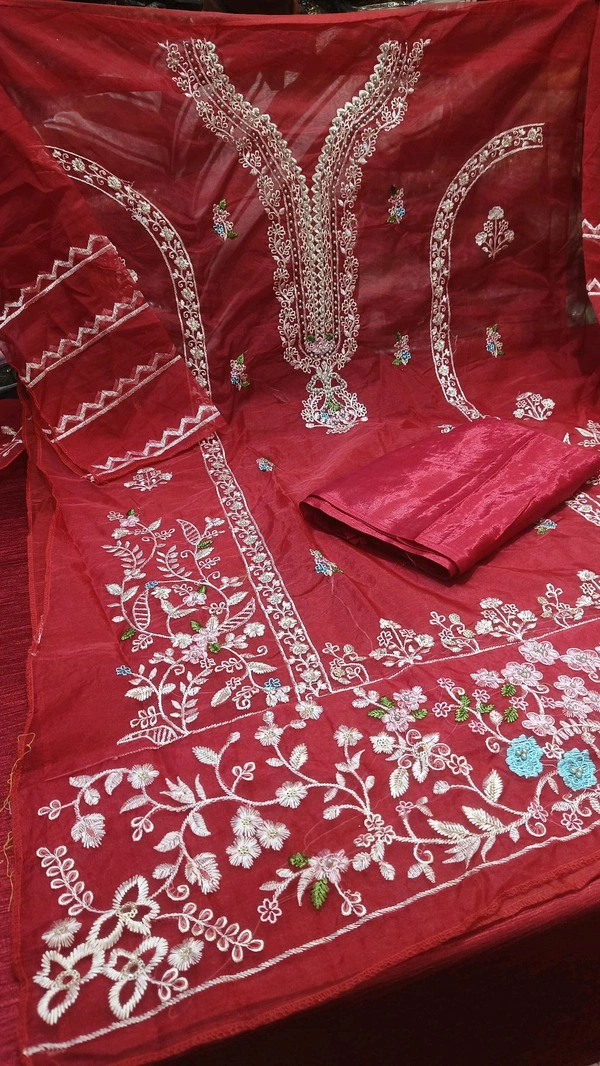 Pakistani Unstitched Suit