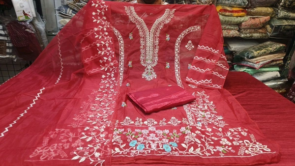 Pakistani Unstitched Suit