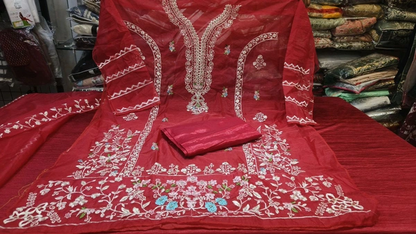 Pakistani Unstitched Suit