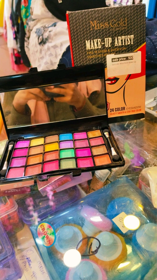  miss gold eyeshadow palette 
