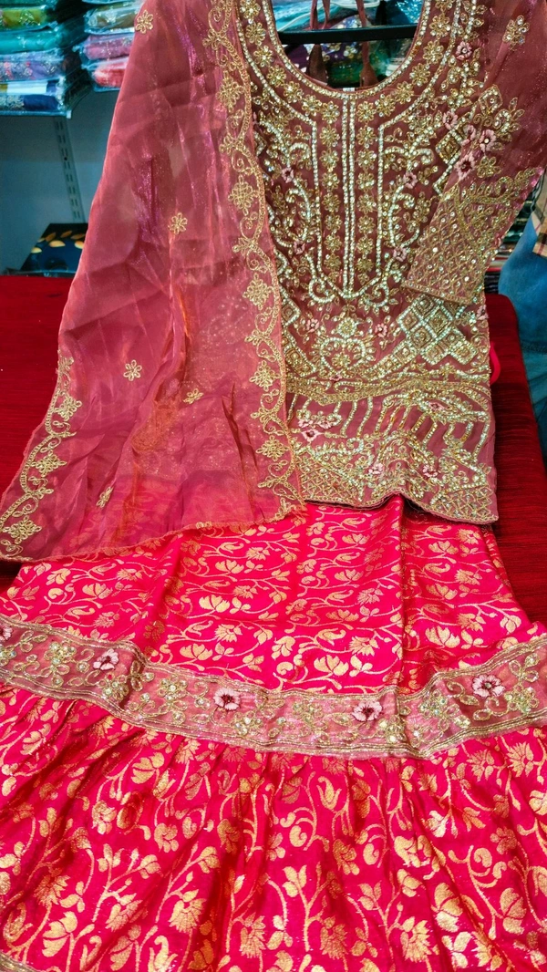 Farshi Sharara  - 24