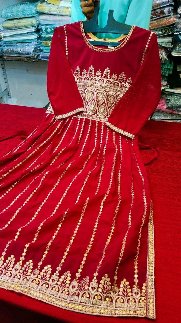 nfs red  - M