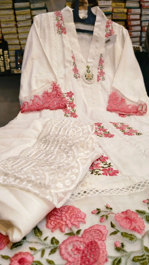 nfs2917 white - Xxl