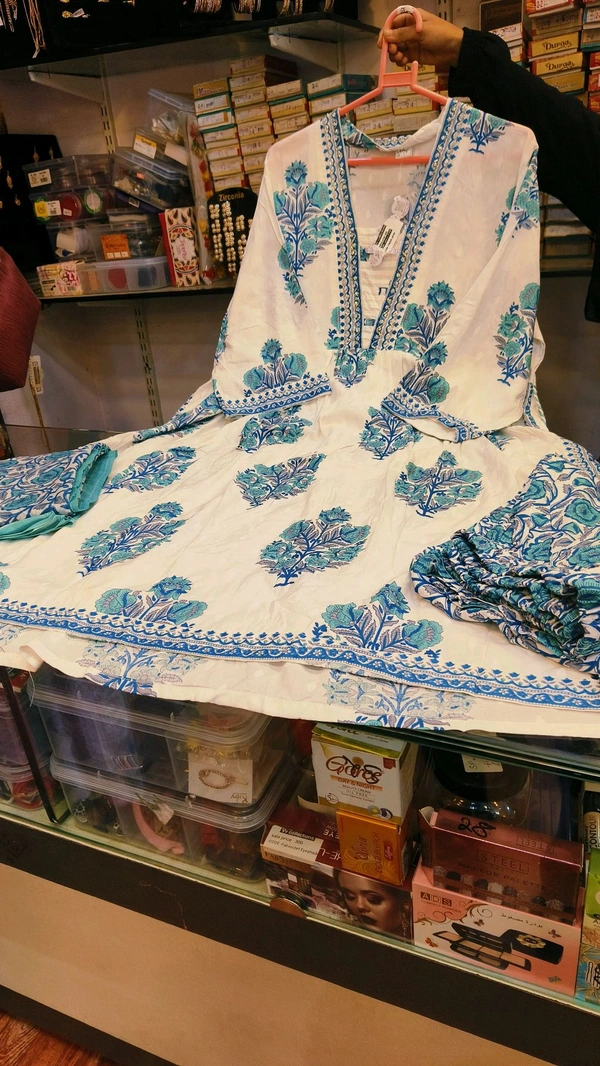nfs 240 white - 5xl