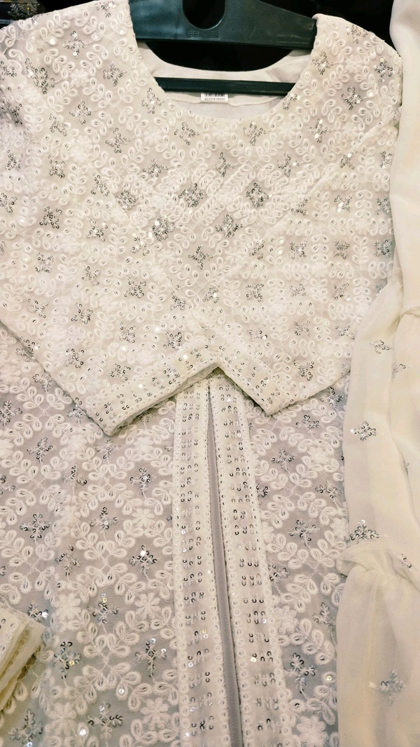  nfs2640 white - Xl