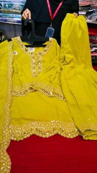  nfs4968 mustard  - Xl