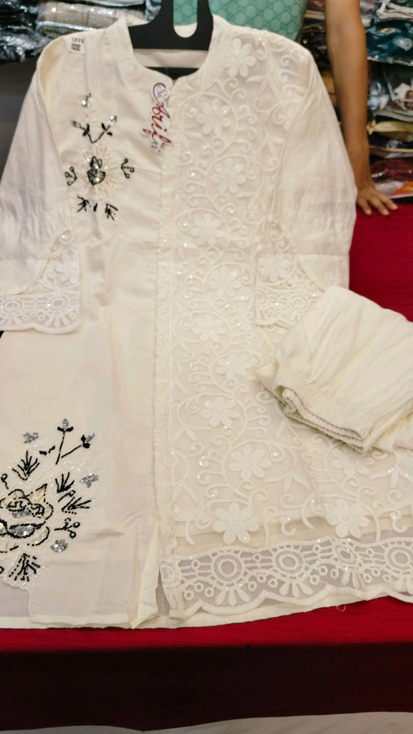 nfs4281 white - Xl