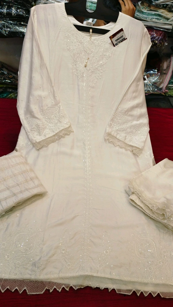 nfs117 white   - Xxl