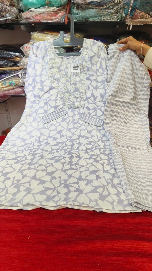 1100 K 3 - 4xl