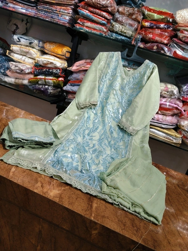 nfs adhera
 - Xl