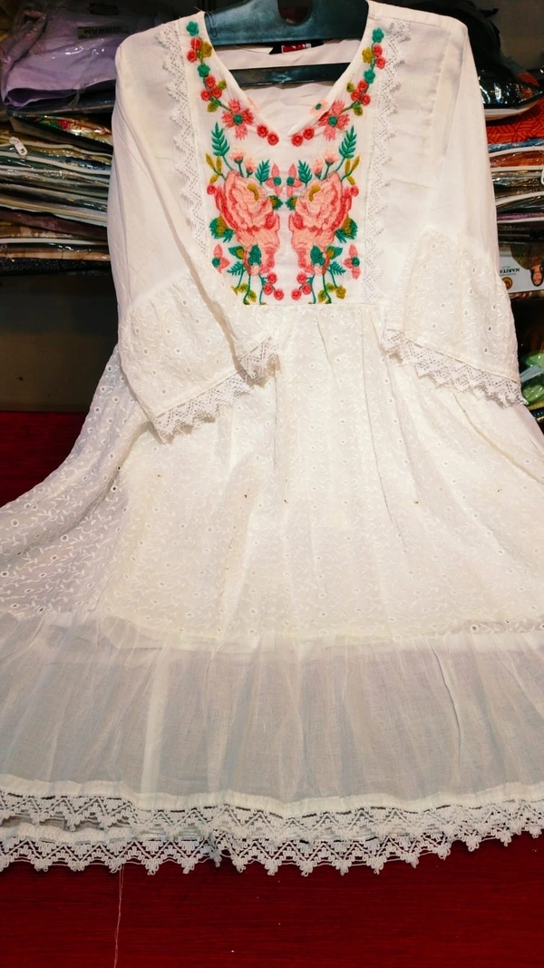 no code  sn
 - Xl, White