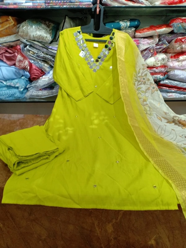 Nfs4783 mustard 
 - L