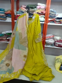 Nfs  110 yellow 
 - M