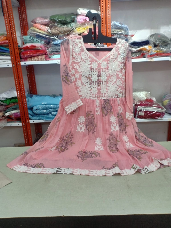  Nfs  7439  pink 
 - M