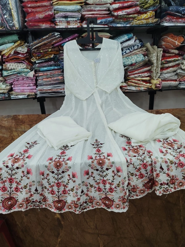 nfs 412
 - Xl, White