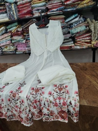 nfs 412
 - Xl, White