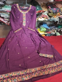 Bhavana cordset
 - Xl