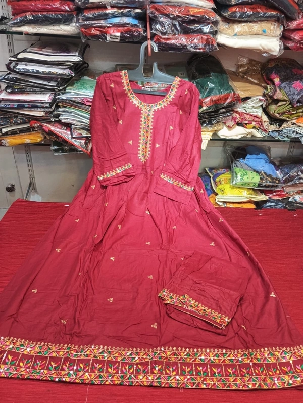 Bhavana cordset
 - Xl