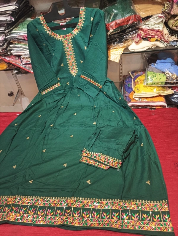 Bhavana cordset
 - Xl