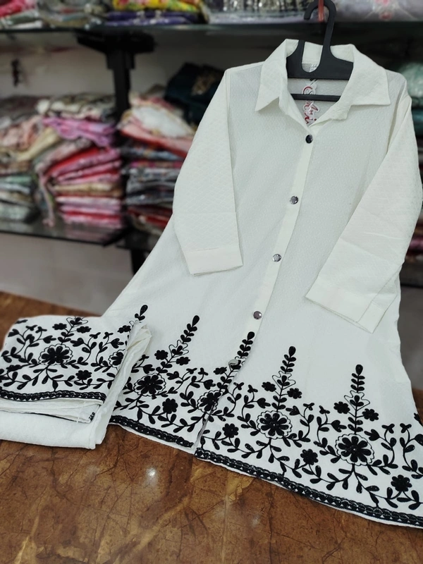 nfs 3834 white 
 - Xl