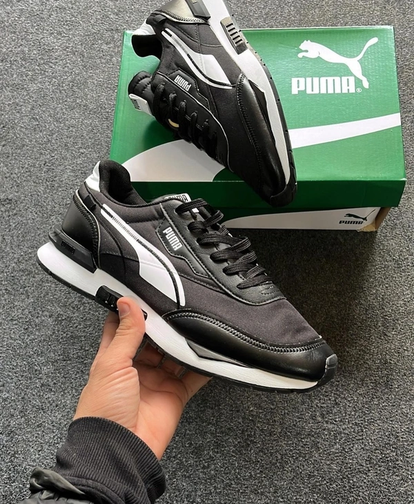 Puma Shoes - Black, 9