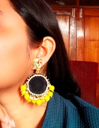 Rani Earring - Black, Medium