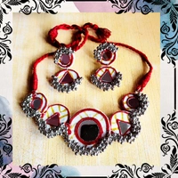 Fabric Choker  - Medium size, Red