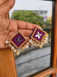 Aashvi Earring - Red, Medium size