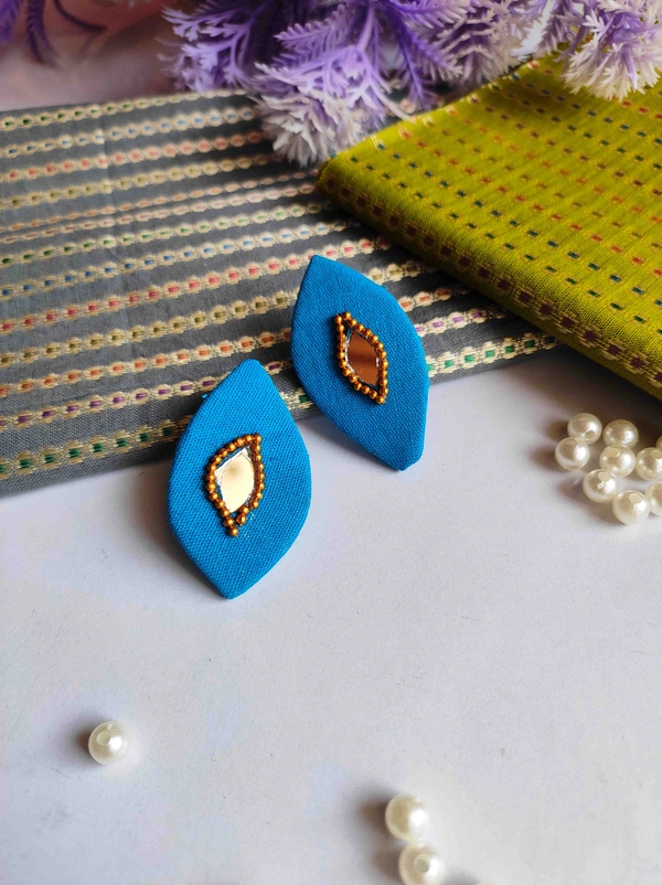 Naina  - Bright Turquoise, Small stude