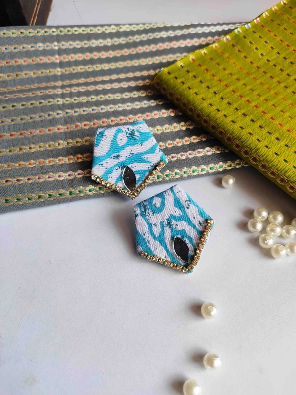 Tulika - Powder Blue, Small stude