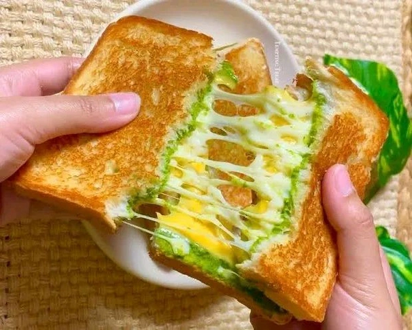 Veg Cheese Sandwich
