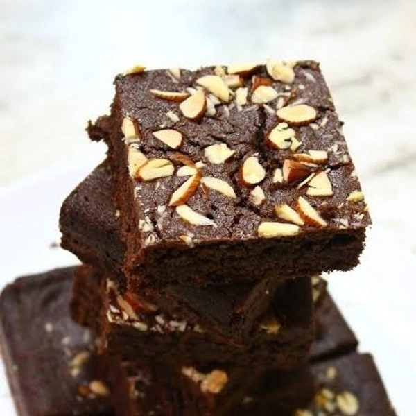 Lakvika Bakes Almond Brownie - 1 Kg