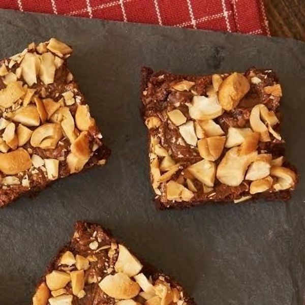 Lakvika Bakes Cashew Brownie - 1 Kg