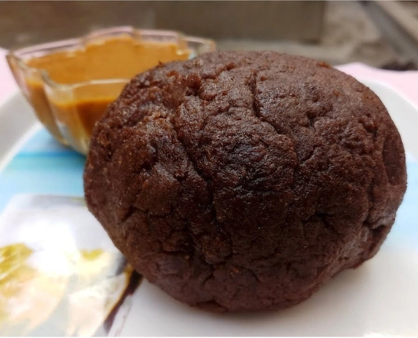 Ragi Ball (களி) + Spinach (கீரை குழம்பு)
